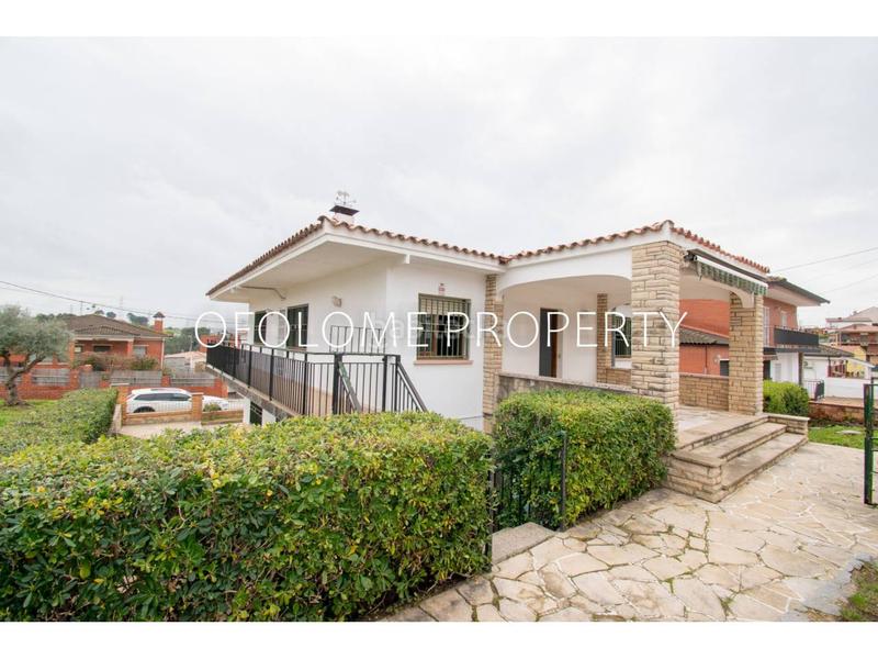 Foto 50aae857-d5d9-48df-963e-e83d74347f32. Casa con riscaldamento parcheggio in Castellbisbal