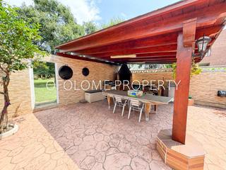 Casa  Uno. Casa en venta en santa perpetua de mogoda