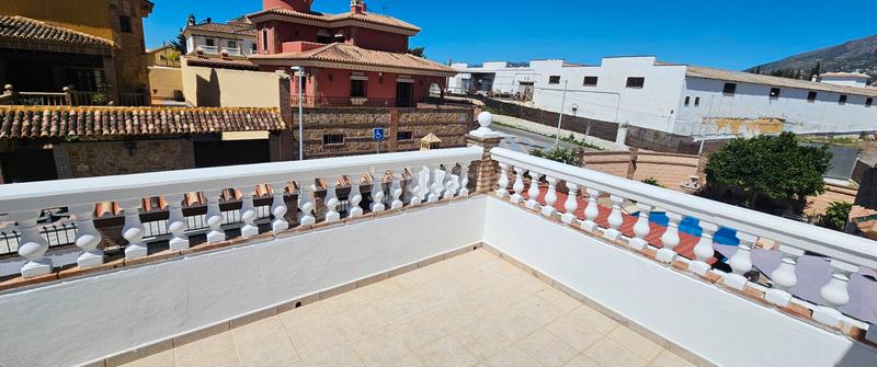 Foto 1b995ee2-52f3-4deb-9af3-da4d3f3392bb. Chalet  independiente con piscina privada y excelente ubicacion en Mijas