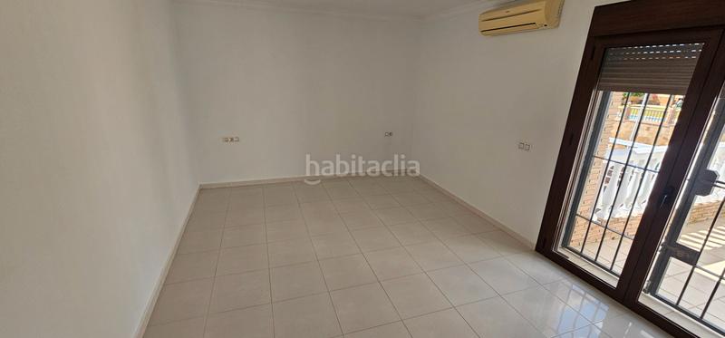 Foto 3e5eb124-25c7-48c4-a0cd-66b78efd2456. Chalet  independiente con piscina privada y excelente ubicacion en Mijas