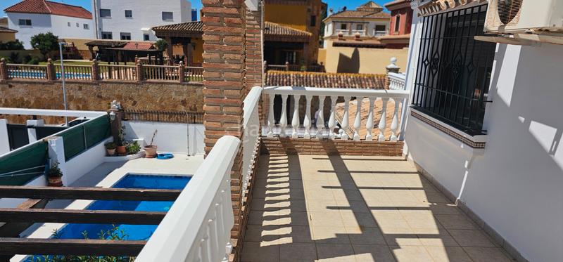 Foto 63db8ccb-13a5-4a8a-a7fc-b8f5f409dd5a. Chalet  independiente con piscina privada y excelente ubicacion en Mijas