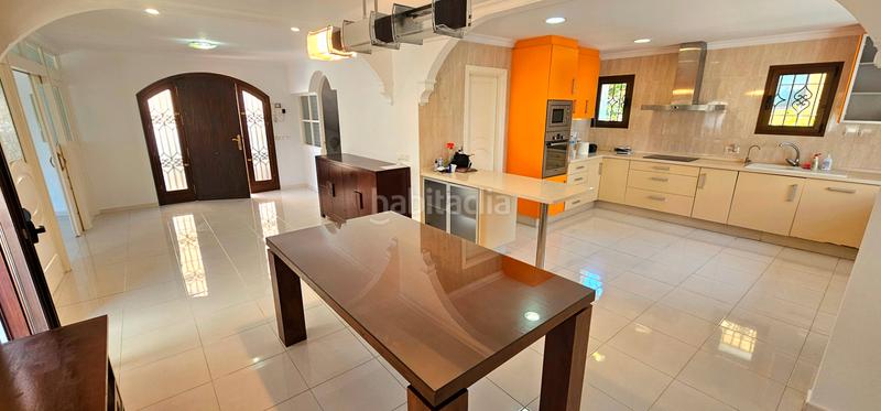 Foto 9d088e4d-c6b3-42e8-bd6f-343ebe3a8131. Chalet  independiente con piscina privada y excelente ubicacion en Mijas