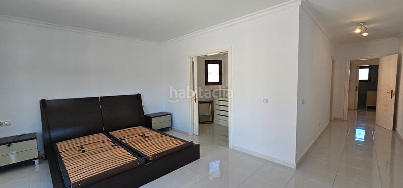 Foto a79c4953-f8a3-4d45-bb25-29e4c362f58e. Chalet  independiente con piscina privada y excelente ubicacion en Mijas