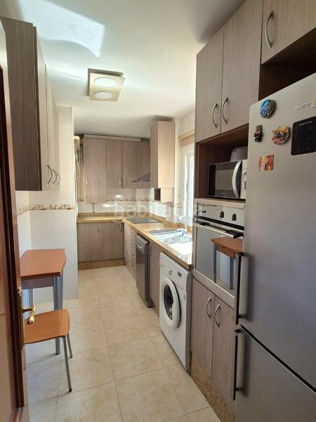 Foto aa16c46a-512a-486c-9187-5e5e51bdf26e. Piso amplio piso de 3 dormitorios con terraza, piscina y garaje en fuengirola en Mijas