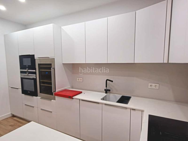 Foto 0bfd7a4a-d27d-4844-a5c3-69e276d2886c. Pis amb calefacció piscina a Centro ciudad Fuengirola