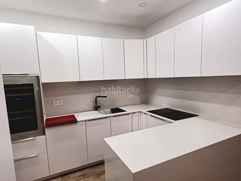 Foto dc4f15ed-7c5c-4593-ba54-8c0aa7cfdd25. Pis amb calefacció piscina a Centro ciudad Fuengirola