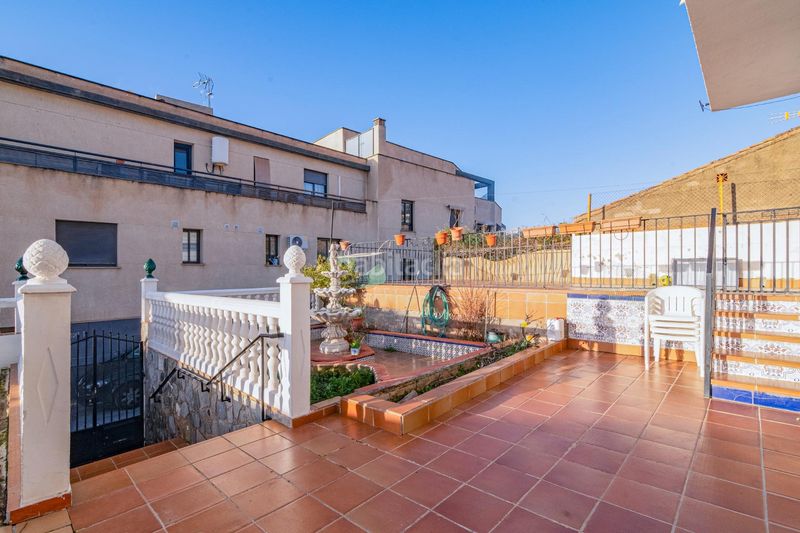 Foto af9ac0a8-923c-487d-8f16-215188192fcb. Xalet amb calefacció aparcament piscina a Barrio de la Vega Monachil