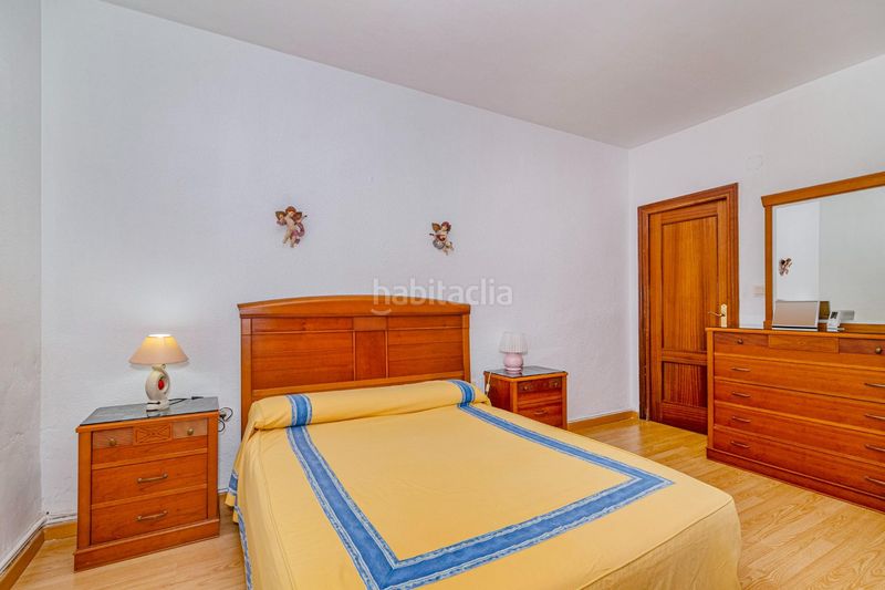 Foto d171a9db-10c0-4754-97c0-0e45928e8e31. Xalet amb calefacció aparcament piscina a Barrio de la Vega Monachil
