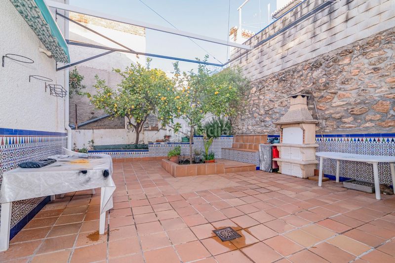 Foto ea5a3a34-4d58-495d-b271-c983c421d485. Xalet amb calefacció aparcament piscina a Barrio de la Vega Monachil