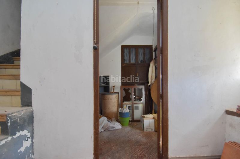 Foto 3b098152-f833-4553-83d3-528c004be2b6. Xalet amb aparcament a Íllora