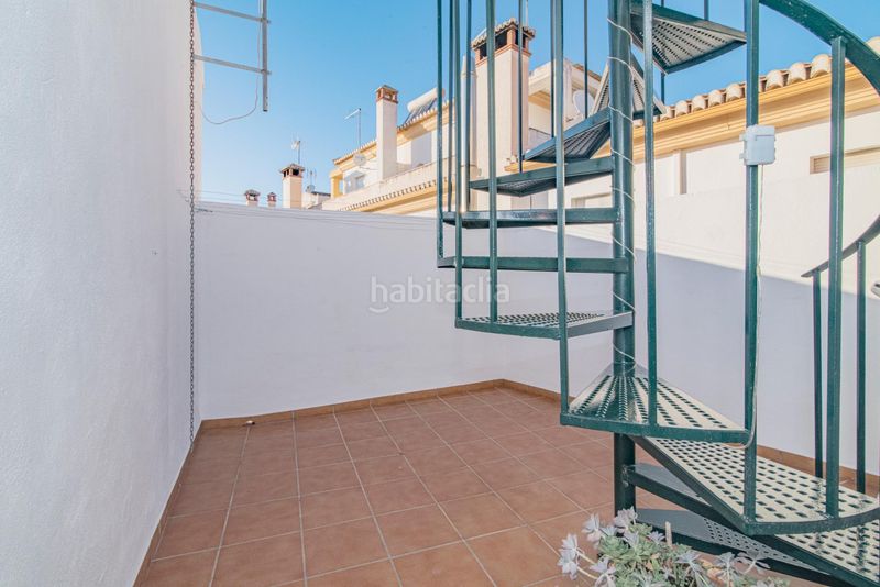 Foto 111857c2-8d68-4a57-b748-75b9fe6ea2e3. Casa adossada amb calefacció aparcament piscina a Cájar