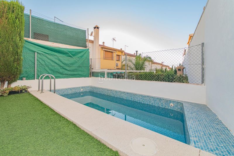 Foto fa4fa3fe-0cf0-4eb6-91b6-c602e1be3653. Casa adossada amb calefacció aparcament piscina a Cájar