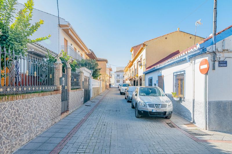 Foto 0a266d88-2c0e-4050-acb9-05a441c036d3. Casa amb aparcament a La Zubia Ciudad Zubia (La)