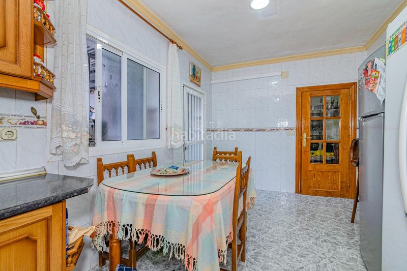 Foto 4fc3964e-7ebd-4edb-af93-fa5c20c06964. Casa amb aparcament a La Zubia Ciudad Zubia (La)