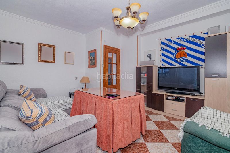 Foto 8d388a85-a84c-4b00-bd53-2dd912e47cc0. Casa amb aparcament a La Zubia Ciudad Zubia (La)