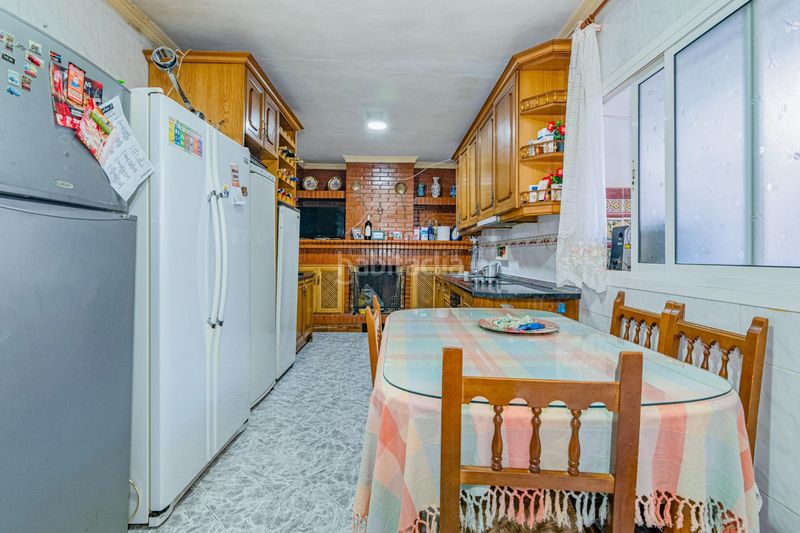 Foto c1c60d33-2ab5-40b1-be97-f3693dc5717e. Casa amb aparcament a La Zubia Ciudad Zubia (La)