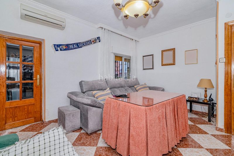 Foto d767c7a7-74f5-4286-94e2-39c318914bef. Casa amb aparcament a La Zubia Ciudad Zubia (La)