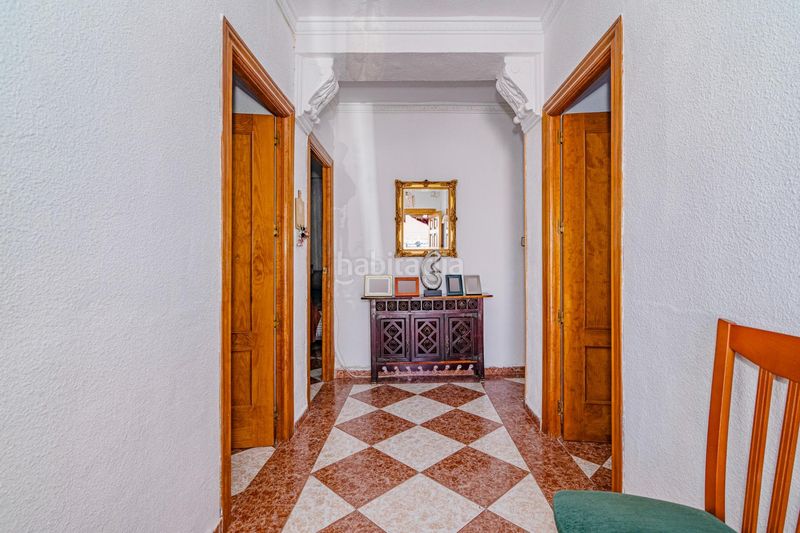 Foto e6919c4f-346b-4bc1-874e-40fe27d69171. Casa amb aparcament a La Zubia Ciudad Zubia (La)