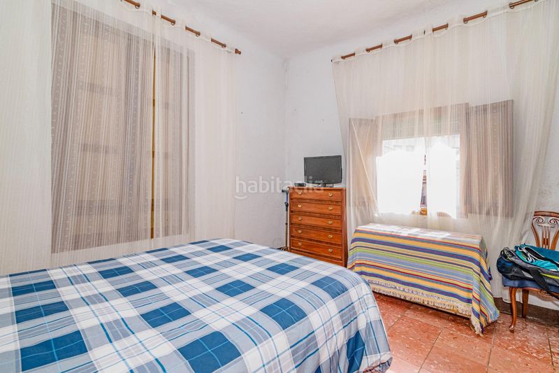 Foto c9a85677-710b-4101-9c8e-92d3eb6e66b0. Casa adossada a La Zubia Ciudad Zubia (La)