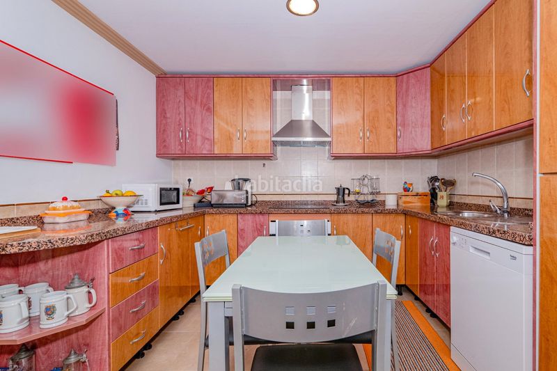 Foto 1c2059d9-7c9c-4b87-8b0a-7fda6a308e16. Àtic amb aparcament a Padul