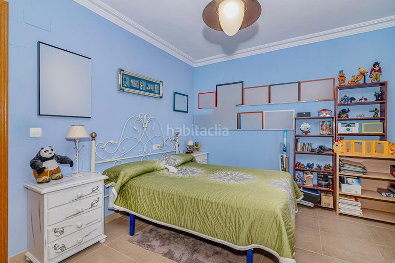 Foto 8cb94a20-23c0-494e-82ea-40e9faf214a6. Àtic amb aparcament a Padul