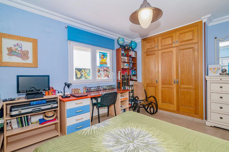 Foto d8a9cfc3-9da6-4449-a273-1bd7e982850f. Àtic amb aparcament a Padul