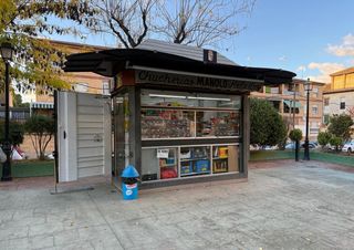 Local Comercial  Calle de pablo picasso. Se vende kiosco