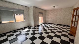 Pis  Calle andalucia. Amplio piso de 3 dormitorios y 2 baños en padul