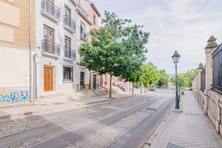 Lloguer Pis  Calle real de cartuja. Piso en alquiler