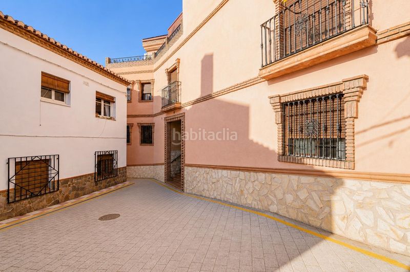 Foto b07200ed-0942-49c4-8b14-9b0abeb4738a. Planta baixa a La Zubia Ciudad Zubia (La)