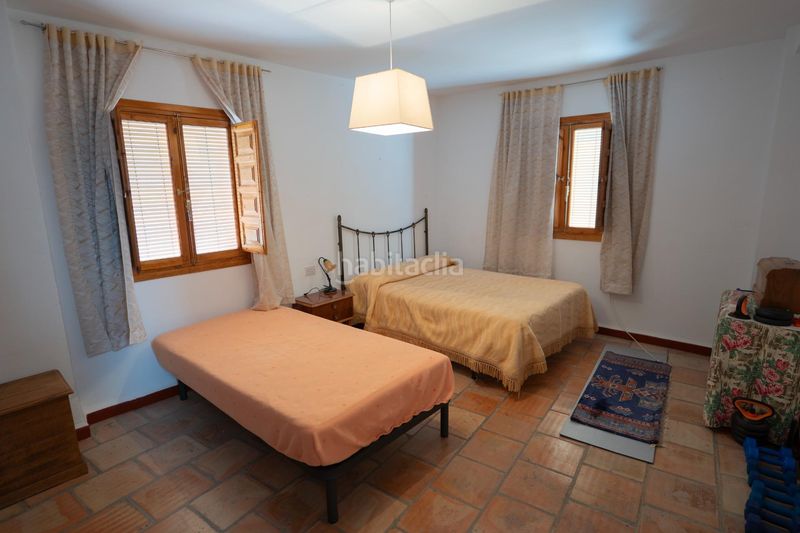 Foto a21ad46d-ae93-40f4-ae4b-cc849b1bcded. House in Albuñuelas
