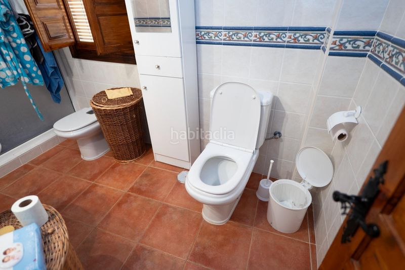 Foto e3f38190-6a36-44be-a59f-f66e906bb08b. House in Albuñuelas