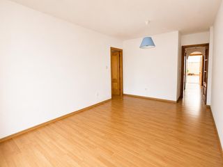 Pis  Calle calle garcía lorca. Amplio piso en venta