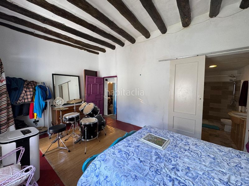 Foto c90d7552-5be5-42c9-825d-455da35d222f. Casa adossada amb calefacció a Padul