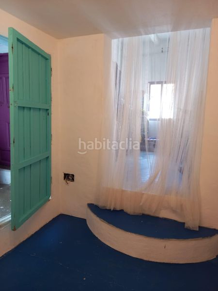 Foto ca49a1e0-2b38-4704-9775-32cb7e948257. Casa adossada amb calefacció a Padul