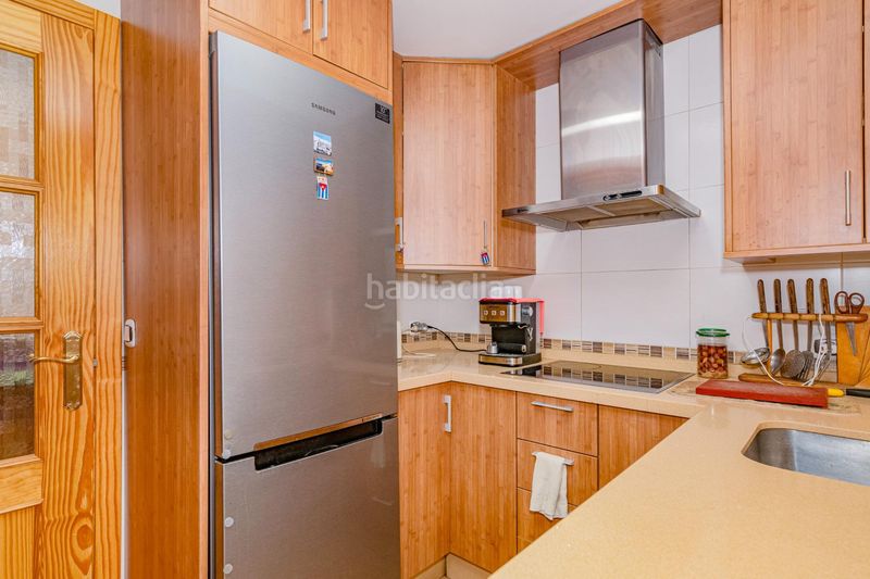 Foto 141bb0ff-f083-4a42-8b64-50e989e59004. Appartement avec parking dans La Zubia Ciudad Zubia (La)
