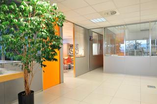 Miete Büro in Polígono parque empresarial la muga 6. Oportunidad oficina muy luminosa