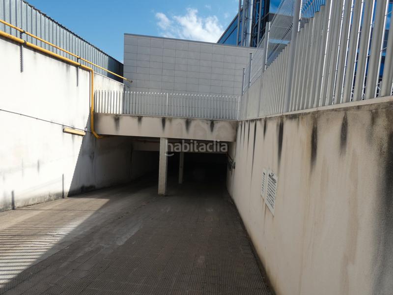 Foto d6996636-4d19-4a91-bb34-8dc226966be2. Aparcament cotxe a calle berriobide 26 a Ansoáin