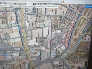 Terrain industriel à Calle el rosal 20. Venta solar en huercal de almeria