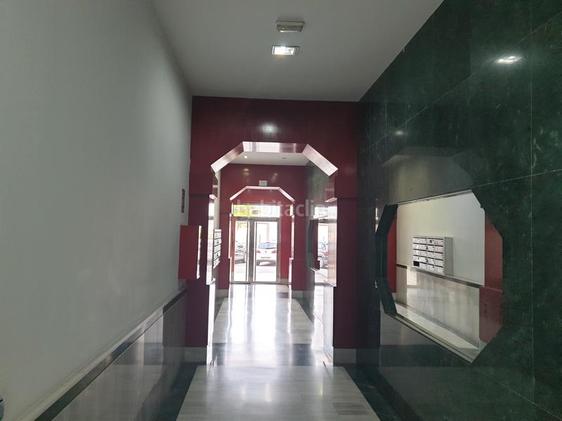 Foto 35cee346-4a4f-4ab0-aa2e-13cc1b2eff52. Oficina a calle san isidro labrador 29 a El Parador de las Hortichuelas Roquetas de Mar