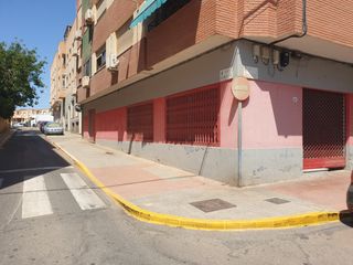 Business premise en Calle manolo escobar 12bis. Venta local calle manolo escobar,47