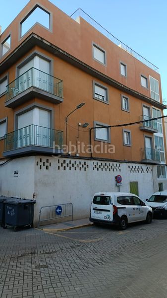 Foto a089c6ce-747c-4481-ada8-27334e9e8f39. Local comercial a calle la paz 20 a Gádor