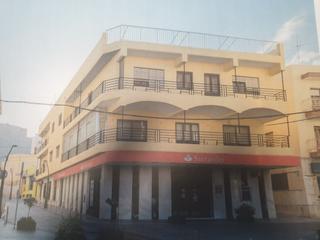 Edifici a Plaza la constitución 4d. Venta edificio  en roquetas de mar