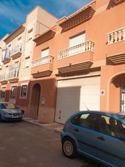 Casa adossada a Calle montejícar 7g. Vivienda sobre almacen