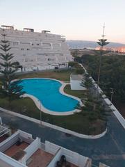 Apartament a Avenida rosita ferrer 23. Venta apartamento en urbanizacion de roqeutas de mar