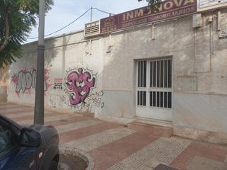 Terrain résidentiel à Avenida de carlos iii 324. Venta solar-casa