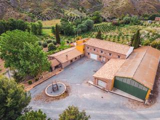 Masia a Gor. La finca donde hacer tus sueños realidad