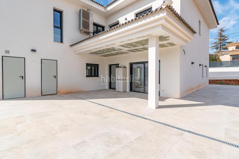Foto 4ba4f00b-3c41-49e6-9dd7-eefcf902f848. Chalet  nueva construcción . 5 dormitorios ,3 baños. en Otura