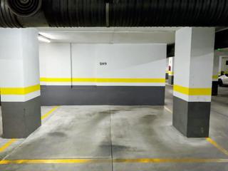 Rent Car parking  Avenida andaluces. Alquiler de amplio garaje en el centro