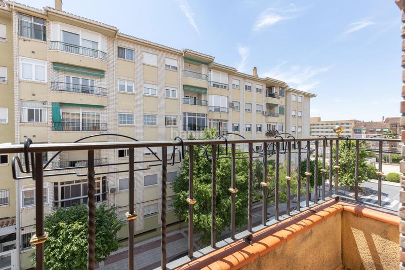 Foto c6853f92-2e64-40b0-abe8-bb508438b92e. Casa amb calefacció aparcament a San Francisco Javier Granada